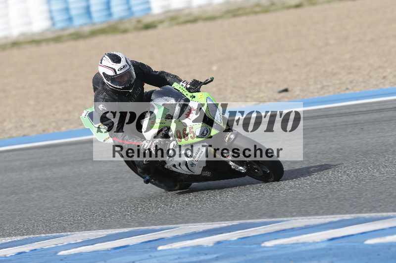 /Archiv-2024/02 29.01.-02.02.2024 Moto Center Thun Jerez/Gruppe gruen-green/965